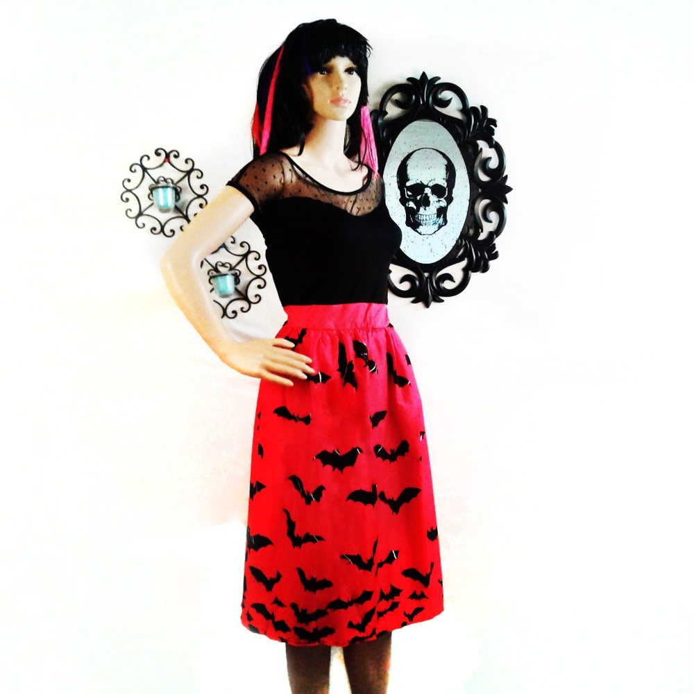Sleeveless Mesh Midi Bat Dress - Picture 3 of 8